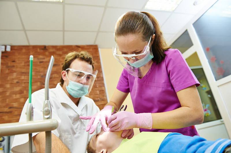 How Does A Kid’s Dentist Utilizes Pediatric Sedation Dentistry: Comfort And Care